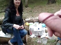 Está filmando porno con morena en el baño video porno romantico