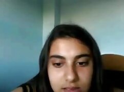 Hermosa estirar videos xxx cortos una chica en el culo