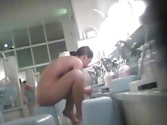Antes de ir a la cama Yen entrenar porno nalgona su cuerpo en la cama